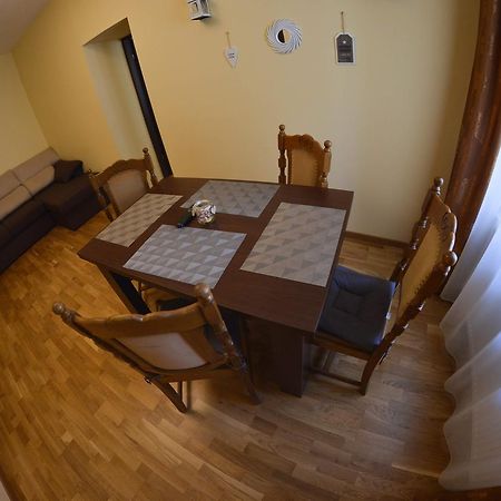 Apartment Luca Poarta Schei Braşov Exterior foto